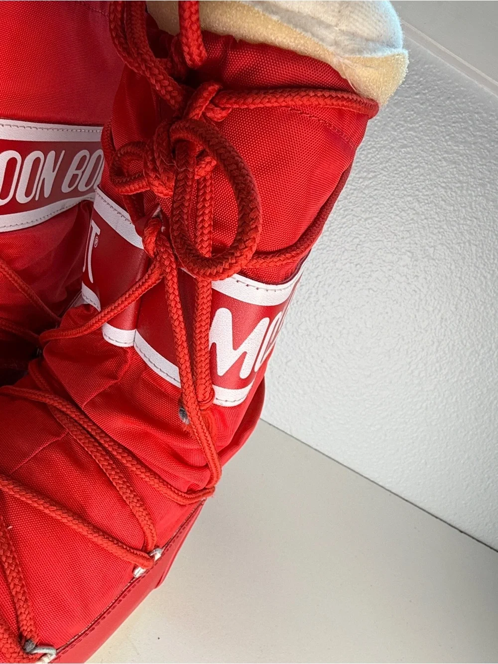 Moon Boot Original Red Nylon Snow Boots kids EU 31 34 Kids 13.5 - 2.5